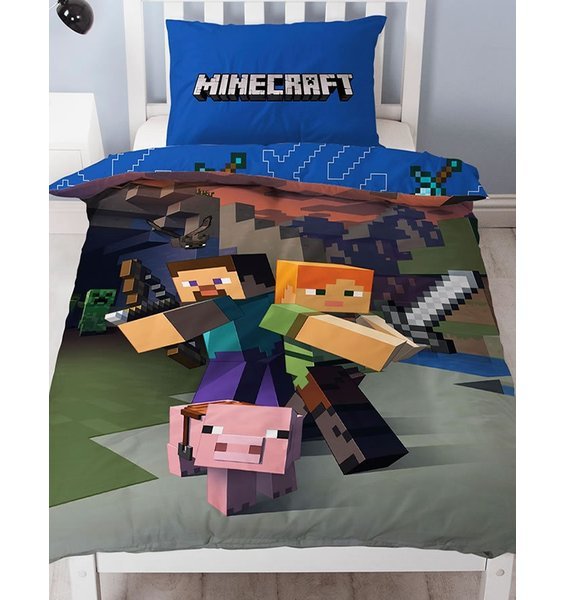 Blue Minecraft Duvet Cover with 2 Pixelated Warriors in Battle.