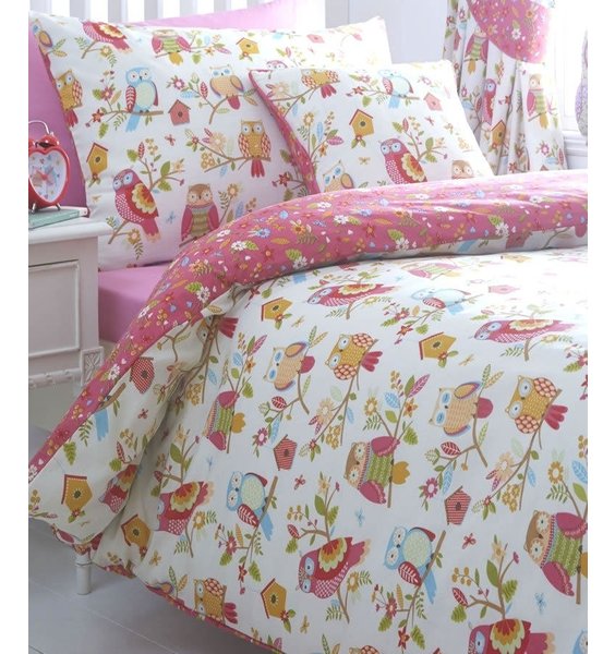 Reversible Owls Themed Bedding. Owls and Bird Houses on white, with a deep, pink patterned reverse.