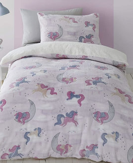 Pink and White, Fluffy, Fleece Duvet Covers patterned with Unicorns and Stars