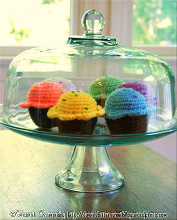 Crochet Cupcakes from Bitter Sweet